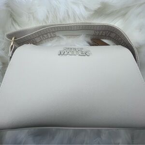Steve Madden Bone Blex Web Crossbody Bag 
Crème Color